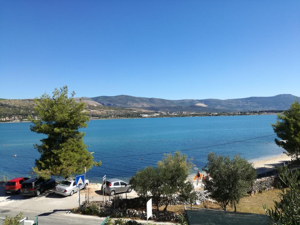 Apartments Dragan Trogir Exterior photo
