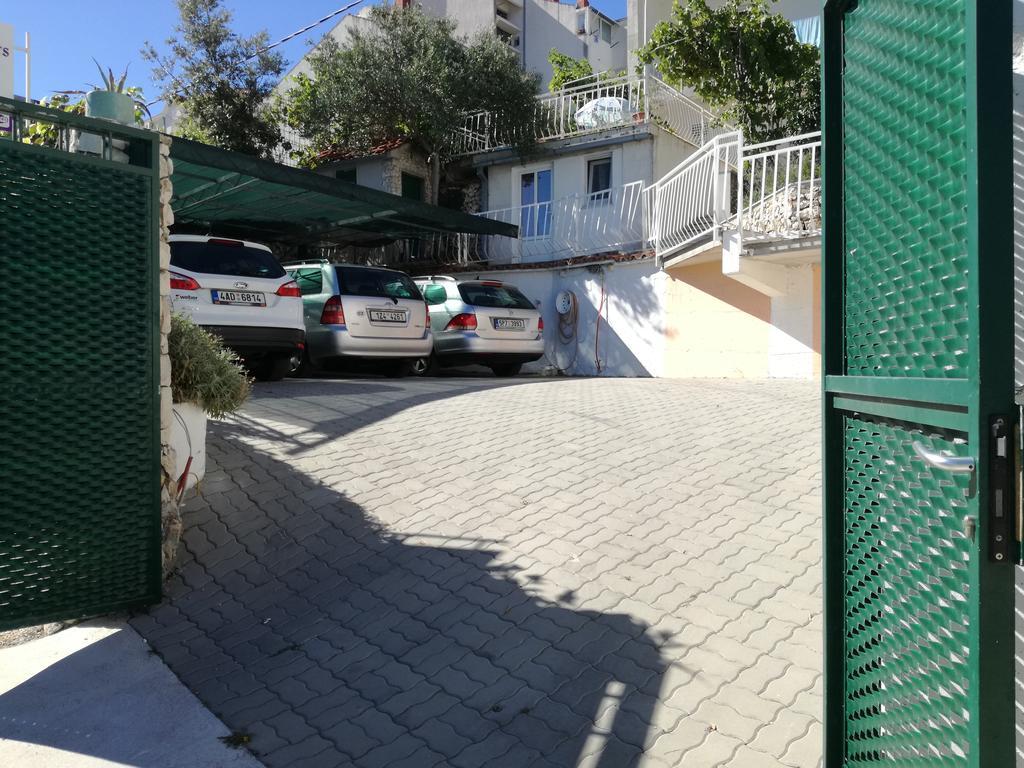 Apartments Dragan Trogir Exterior photo