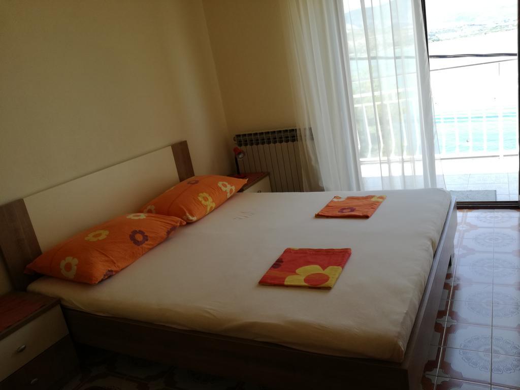 Apartments Dragan Trogir Exterior photo